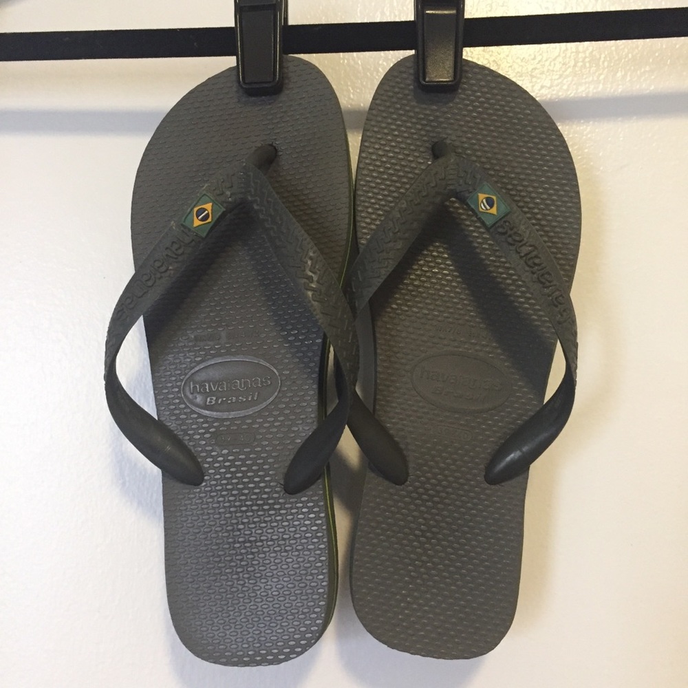 Havaianas grey flip-flop sandals size 9